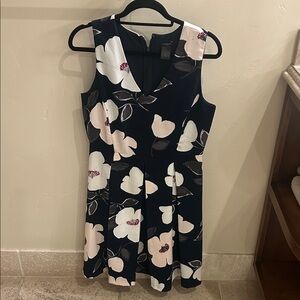 Ann Taylor - Sleeveless Navy Blue Floral A-Line Dress Size 6